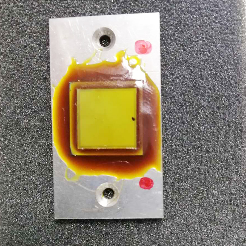 QFN器件切割為什么會(huì)受歡迎？